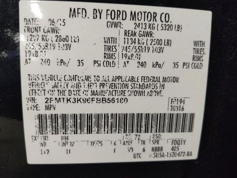 Used 2015 Ford Edge Titanium FWD image 33