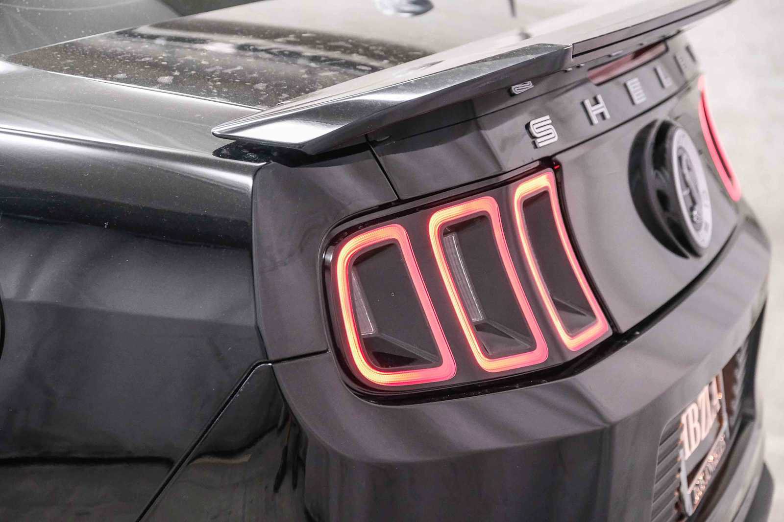 Used 2014 Ford Mustang Shelby GT500 w/ Equipment Group 821A RWD image 7
