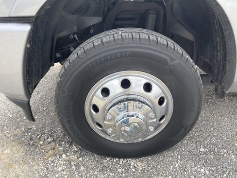 Used 2020 RAM 3500 Limited image 11