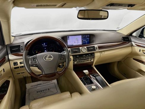 Used 2014 Lexus LS 460 AWD w/ Comfort Package image 25