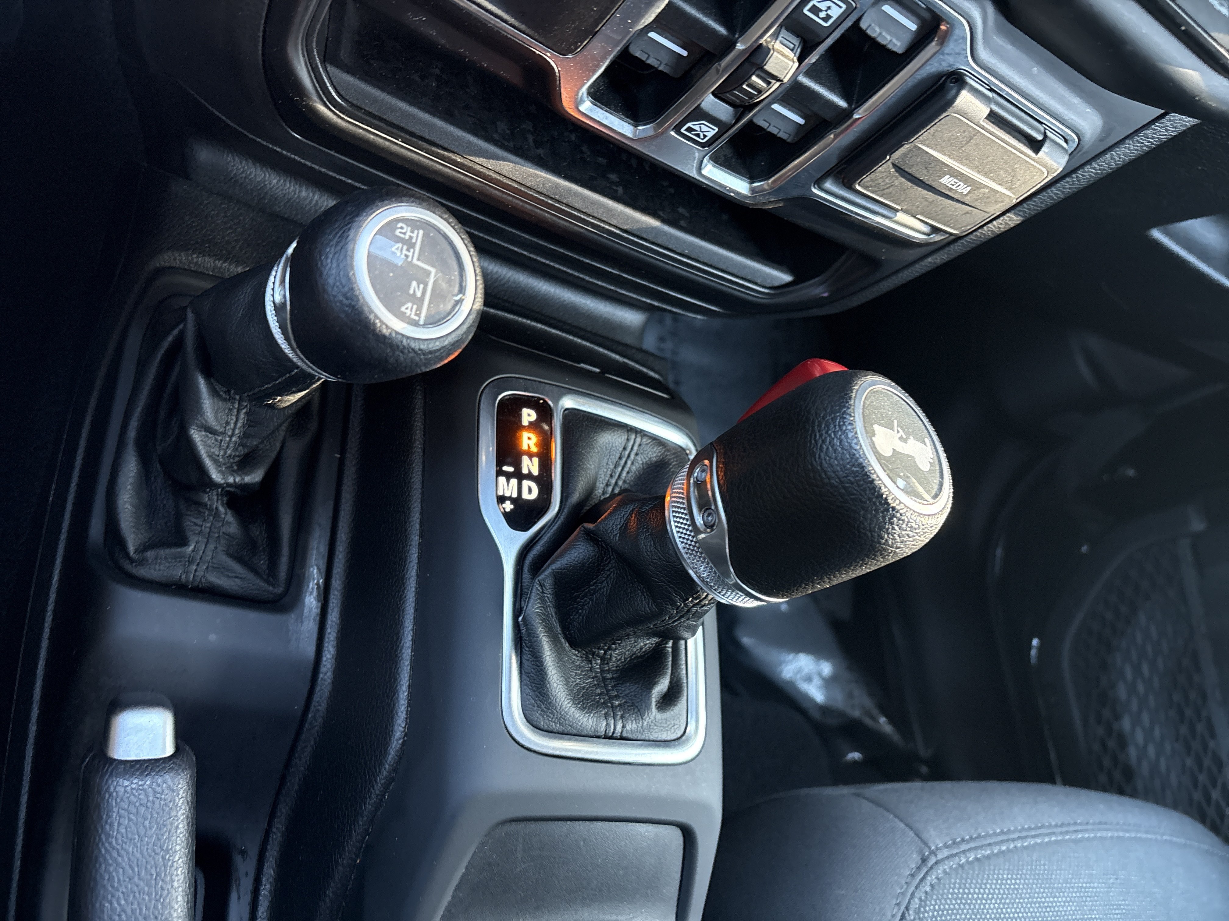 Used 2021 Jeep Wrangler Unlimited Sport AWD/4WD image 31