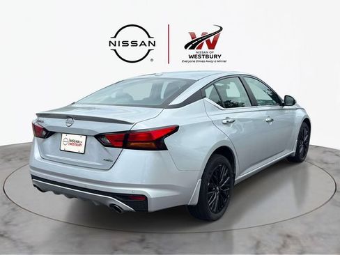 Certified 2025 Nissan Altima 2.5 SV w/ SV Special Edition Package AWD/4WD image 6