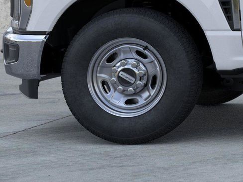 New 2026 Ford F350 XL w/ XL Chrome Package image 19