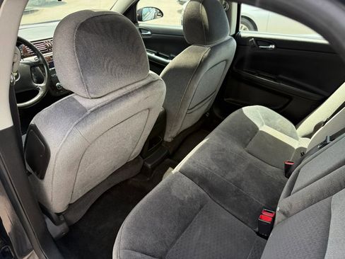 Used 2013 Chevrolet Impala LT w/ LT Sunroof Package FWD image 15