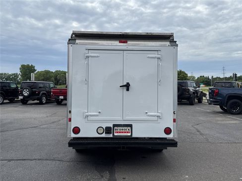Used 2014 Chevrolet Express 3500 RWD image 6