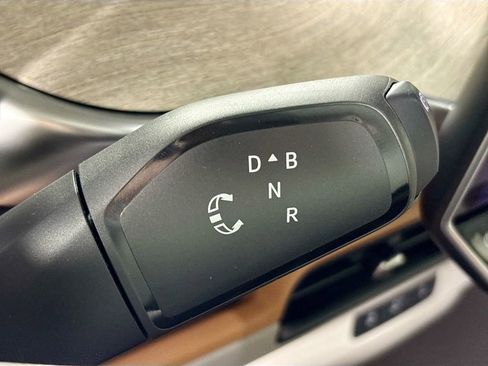 New 2025 Volkswagen ID. Buzz Pro S Plus image 18