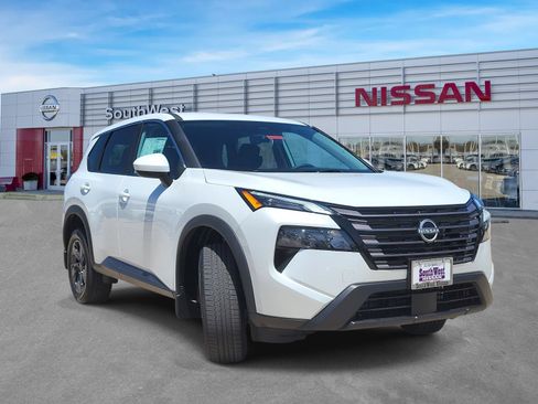 New 2026 Nissan Rogue SV FWD image 3