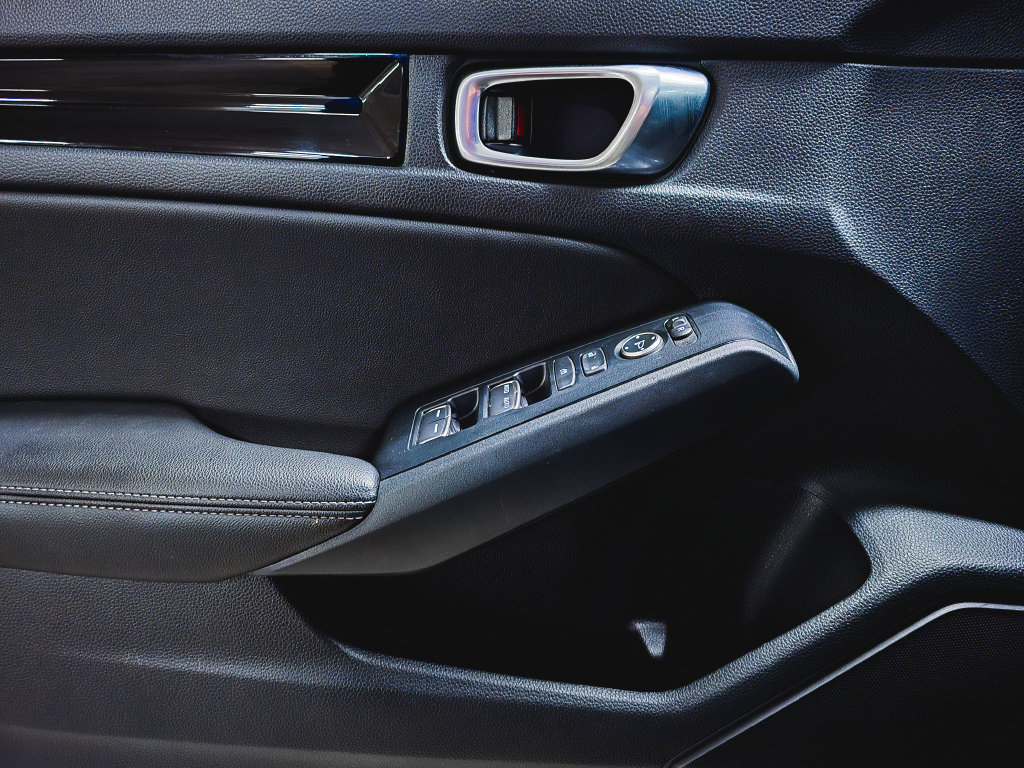 Used 2024 Honda Civic EX-L image 15