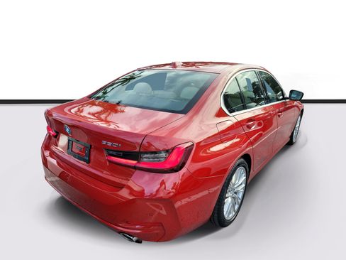 Certified 2024 BMW 330i Sedan w/ Convenience Package RWD image 4