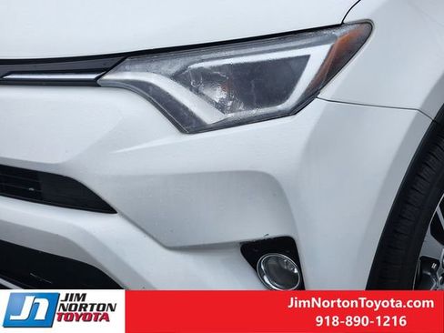 Used 2017 Toyota RAV4 XLE image 11