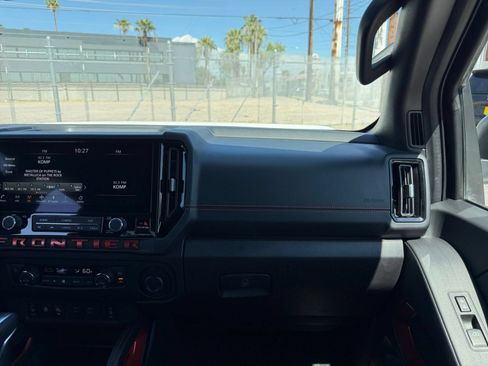 Used 2026 Nissan Frontier PRO-4X AWD/4WD image 29