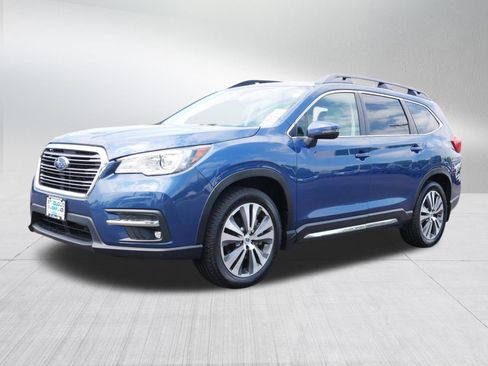 Used 2020 Subaru Ascent Limited w/ Technology Package AWD/4WD image 3