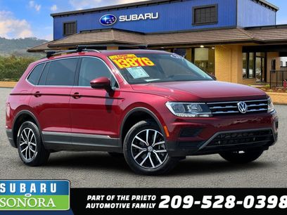 Used 2021 Volkswagen Tiguan SE w/ Panoramic Sunroof Package