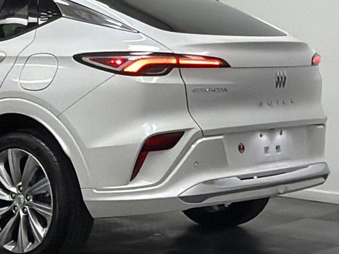 Used 2025 Buick Envista Avenir image 7