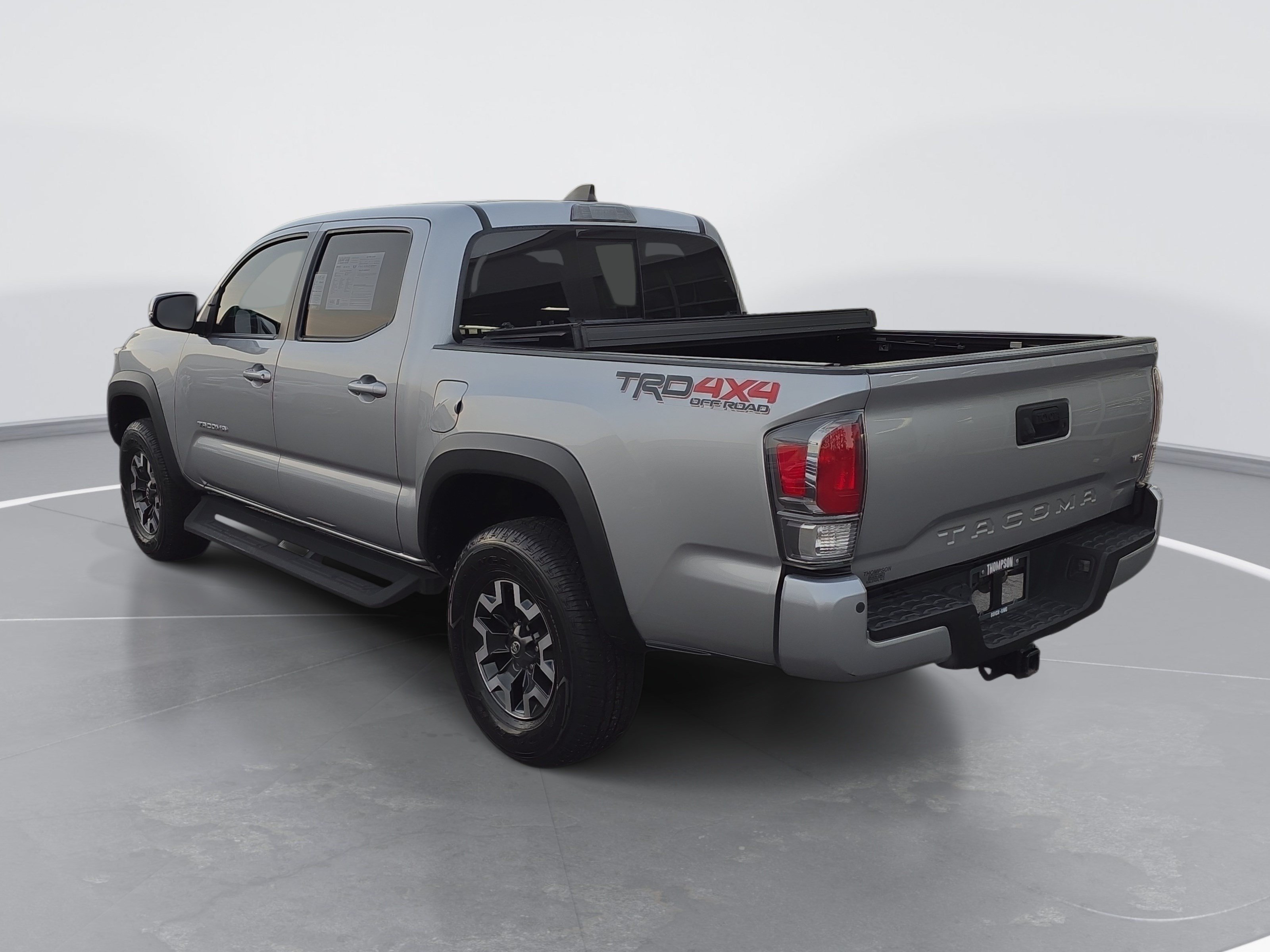 Used 2022 Toyota Tacoma TRD Off-Road w/ TRD Premium Off Road Package AWD/4WD image 5