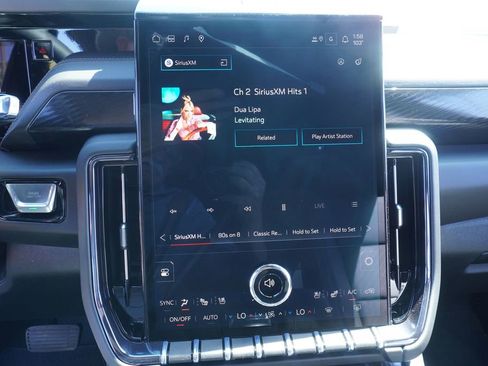 New 2026 GMC Yukon XL AT4 w/ AT4 Premium Plus Package image 21