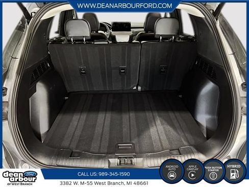 Certified 2025 Ford Escape SE w/ Class II Trailer Tow Package FWD image 6