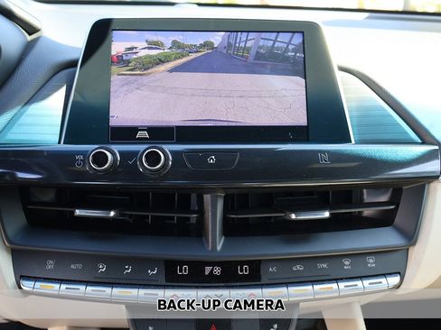 Used 2021 Cadillac CT4 Luxury w/ Sun And Sound Package image 5