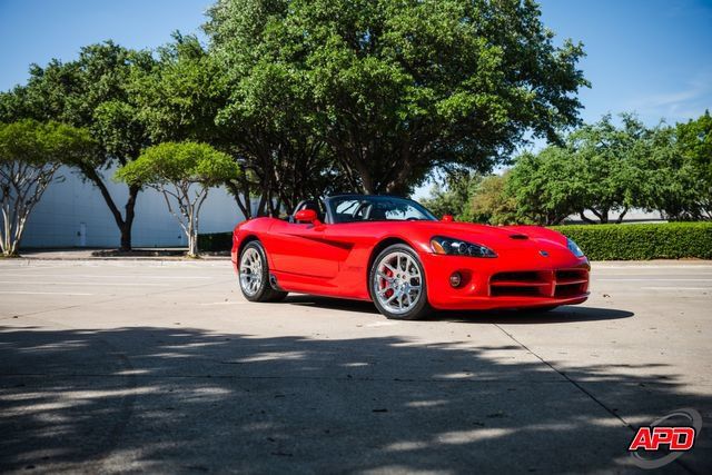 Used 2004 Dodge Viper SRT-10 RWD image 37