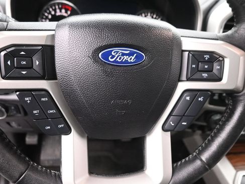 Used 2017 Ford F150 Lariat w/ Equipment Group 501A Mid AWD/4WD image 19
