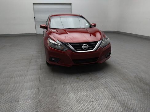Used 2018 Nissan Altima 2.5 SR FWD image 14