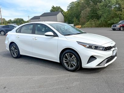 Used 2024 Kia Forte LXS