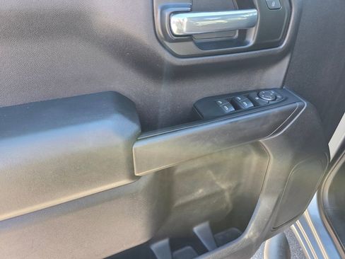 Used 2024 Chevrolet Silverado 1500 Custom Trail Boss w/ LPO, Dark Essentials Package image 19