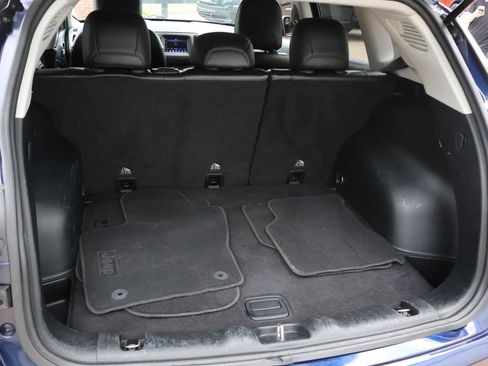 Used 2018 Jeep Compass Latitude w/ Popular Equipment Group FWD image 14