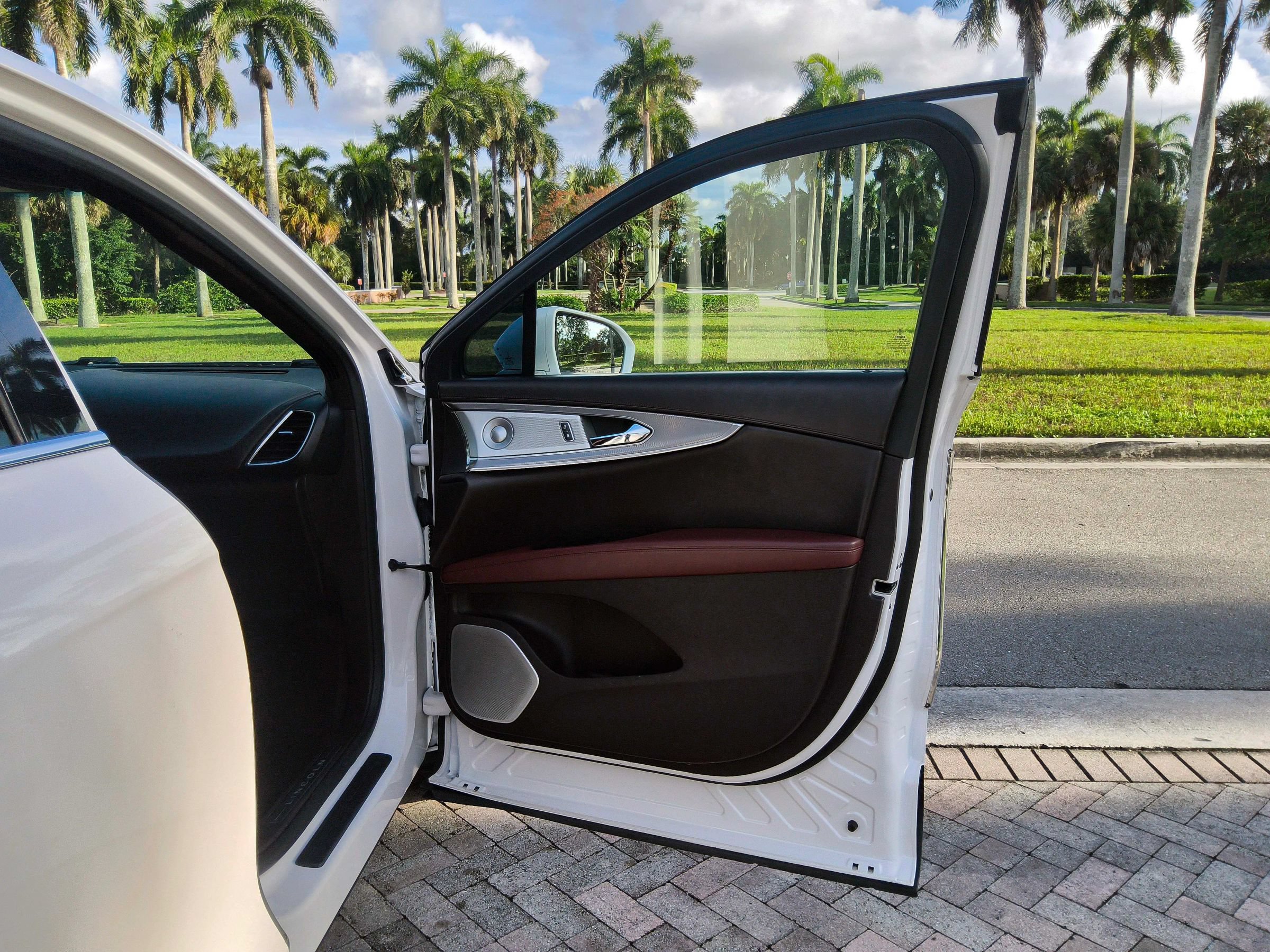 Used 2019 Lincoln Nautilus Black Label AWD/4WD image 41