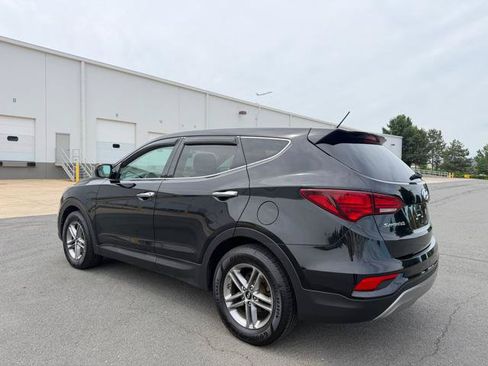 Used 2018 Hyundai Santa Fe Sport AWD/4WD image 3