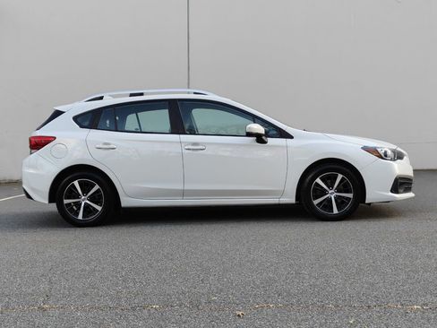 Used 2022 Subaru Impreza 2.0i Premium AWD/4WD image 3