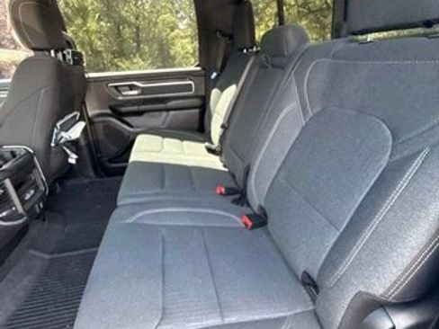 Used 2022 RAM 1500 Big Horn AWD/4WD image 10
