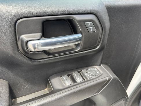 Used 2022 Chevrolet Silverado 1500 W/T w/ WT Value Package RWD image 9