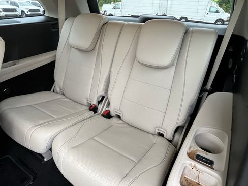 Used 2021 Mercedes-Benz GLS 450 4MATIC image 27