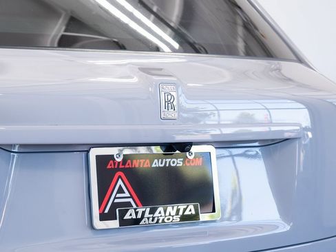 Used 2022 Rolls-Royce Cullinan image 24
