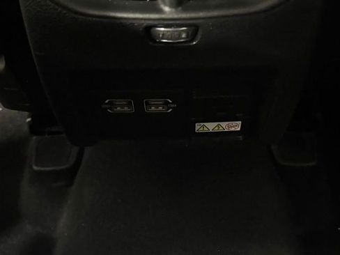 Used 2022 Jeep Cherokee Trailhawk w/ Comfort/Convenience Group image 23