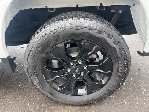 Used 2022 Ford F150 XLT w/ Equipment Group 302A High image 9