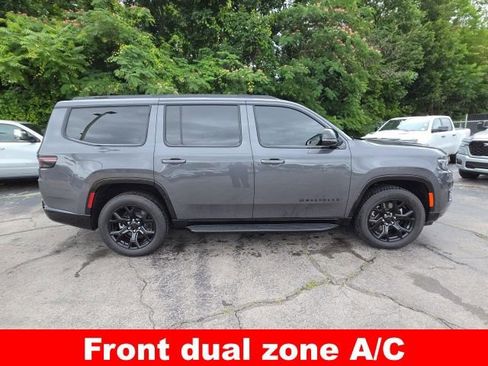 Used 2023 Jeep Wagoneer Series II AWD/4WD image 5