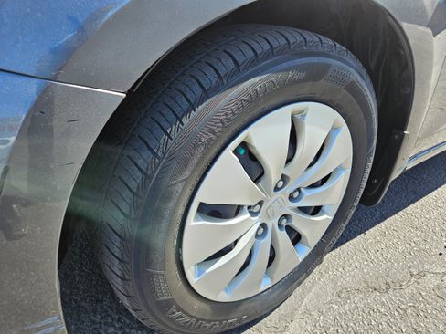 Used 2009 Honda Accord LX image 11