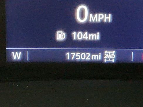 Used 2023 Buick Envision Preferred image 15