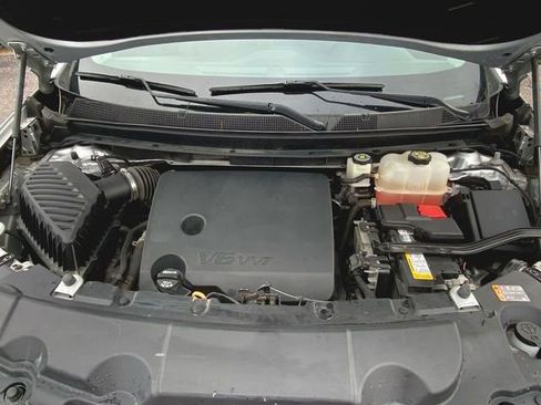 Used 2019 Chevrolet Traverse LT image 28