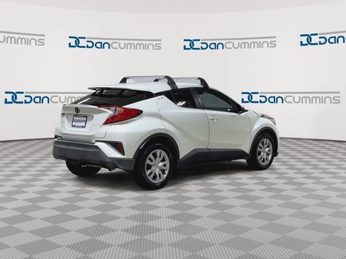 Used 2020 Toyota C-HR LE FWD image 8