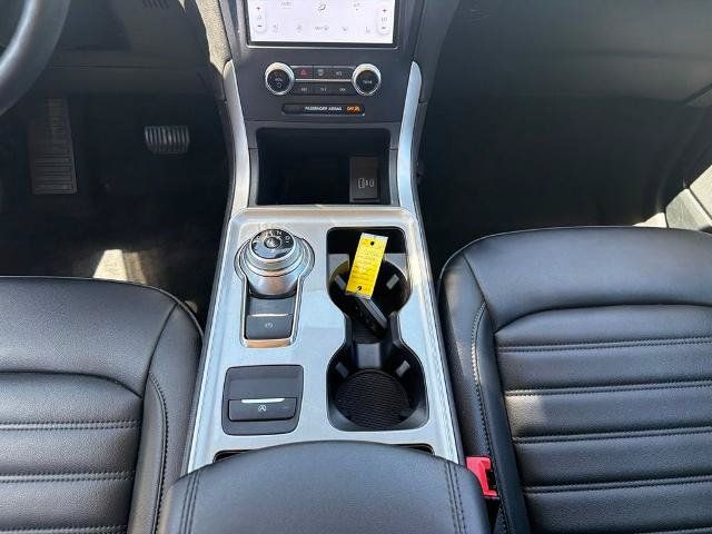 Certified 2023 Ford Edge SEL w/ Convenience Package AWD/4WD image 15