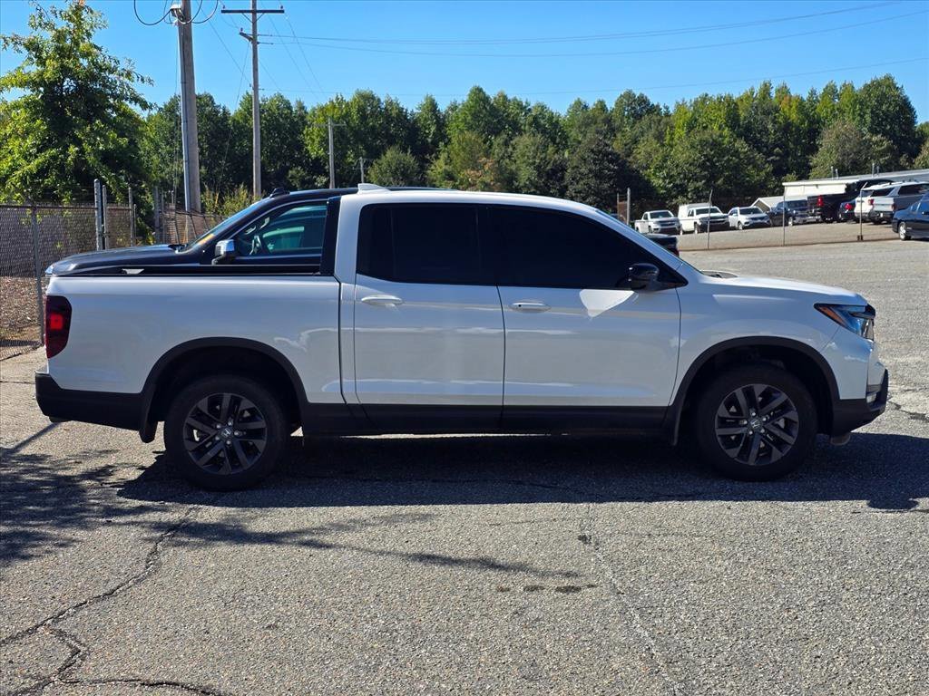 Used 2025 Honda Ridgeline Sport image 10