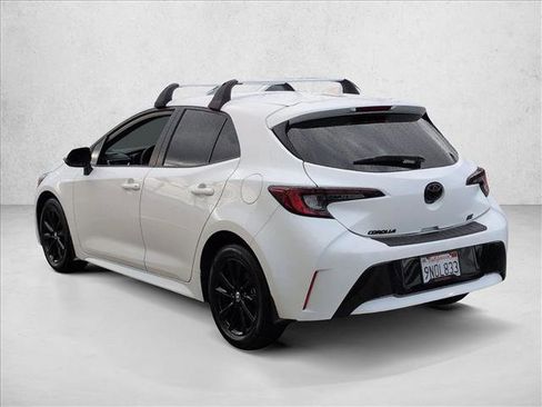 Used 2025 Toyota Corolla SE w/ SE Package FWD image 8