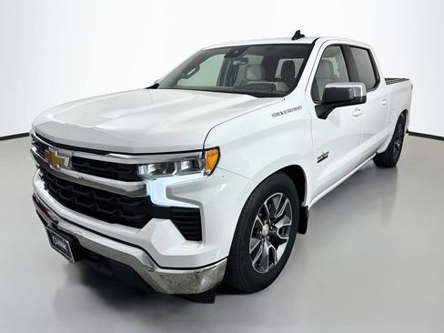 Used 2023 Chevrolet Silverado 1500 LT RWD image 3