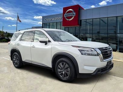 Used 2022 Nissan Pathfinder SV