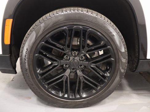 Used 2023 Jeep Wagoneer Series II image 26