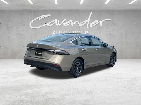 New 2026 Nissan Sentra SV FWD image 17