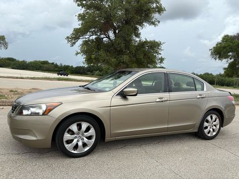 Used 2008 Honda Accord EX-L image 2
